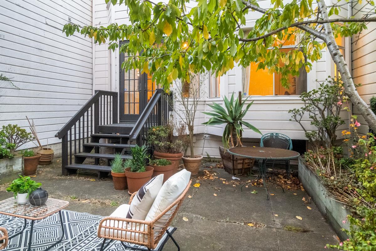 Detail Gallery Image 35 of 44 For 795 Dolores St, San Francisco,  CA 94110 - 3 Beds | 2 Baths