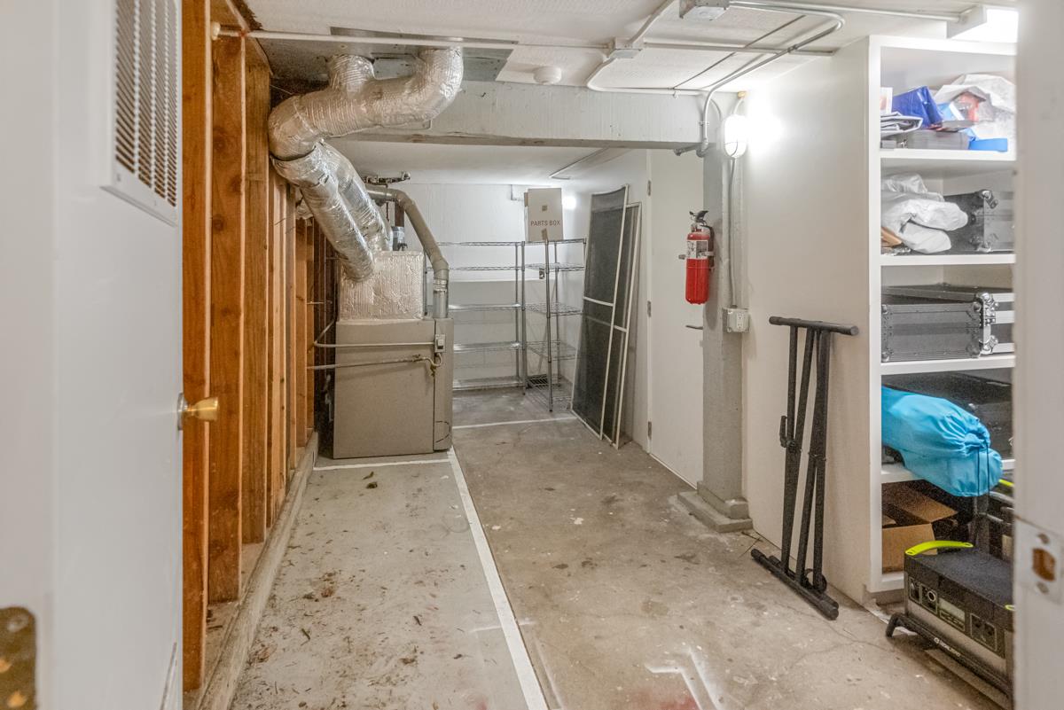 Detail Gallery Image 37 of 44 For 795 Dolores St, San Francisco,  CA 94110 - 3 Beds | 2 Baths