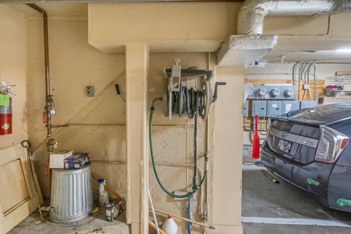 Detail Gallery Image 41 of 44 For 795 Dolores St, San Francisco,  CA 94110 - 3 Beds | 2 Baths