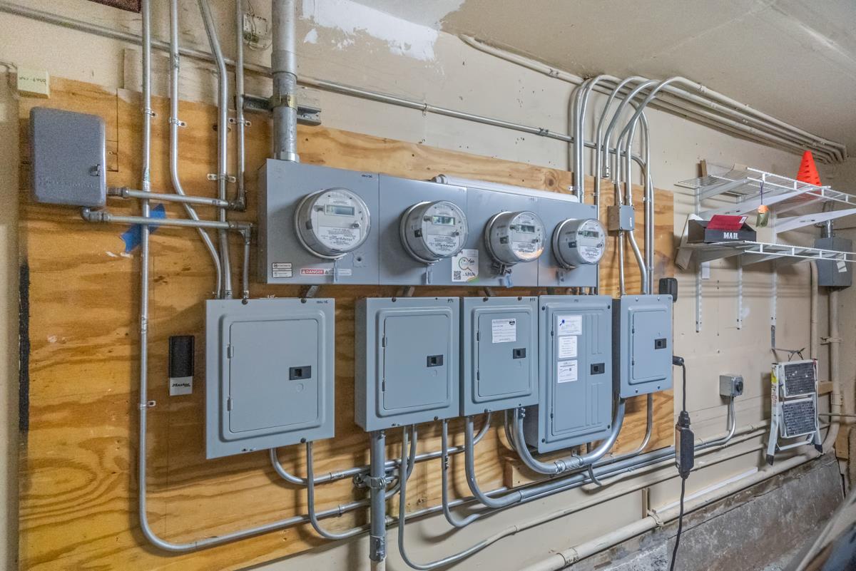 Detail Gallery Image 42 of 44 For 795 Dolores St, San Francisco,  CA 94110 - 3 Beds | 2 Baths