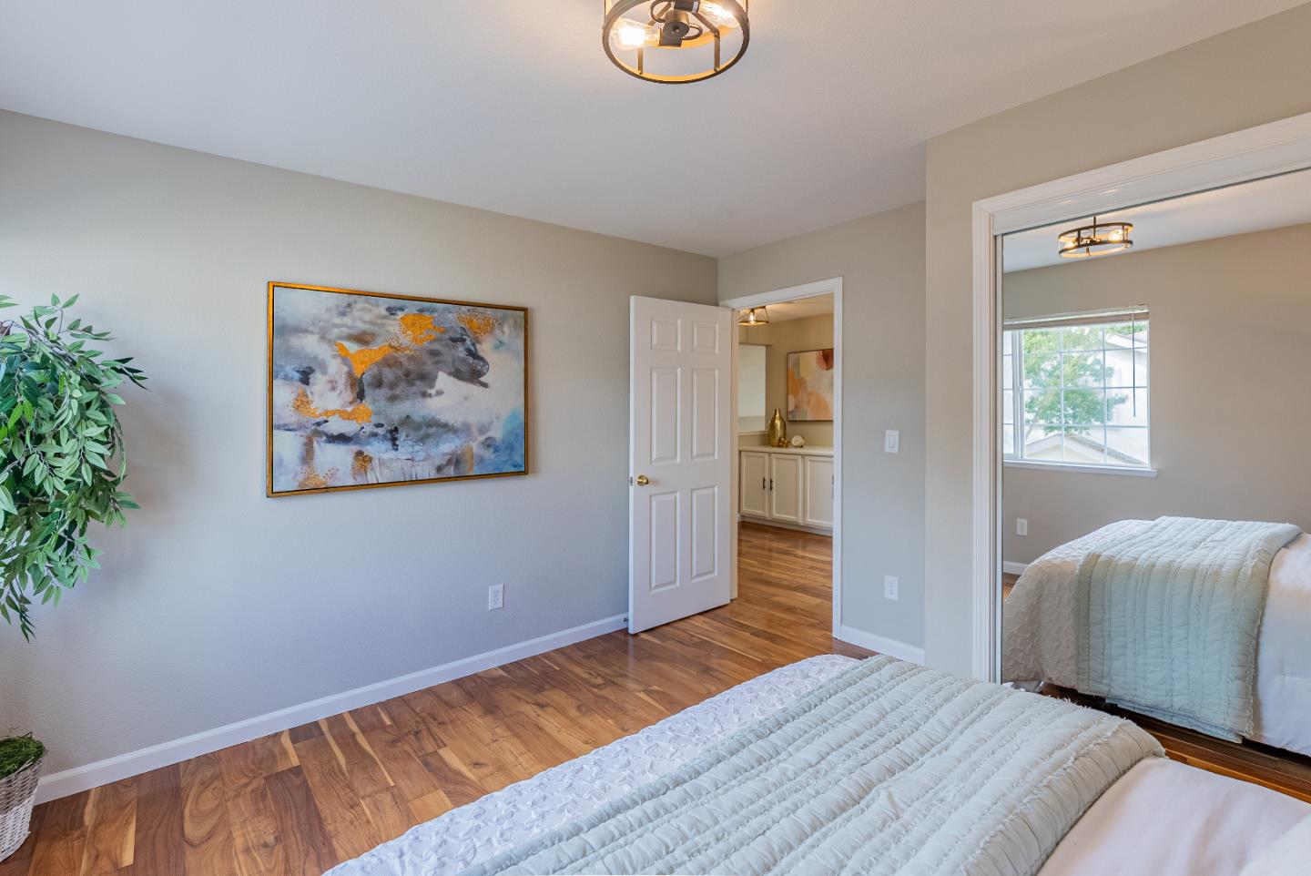 Detail Gallery Image 27 of 36 For 530 Devonshire Ct, Mountain View,  CA 94043 - 3 Beds | 2/1 Baths