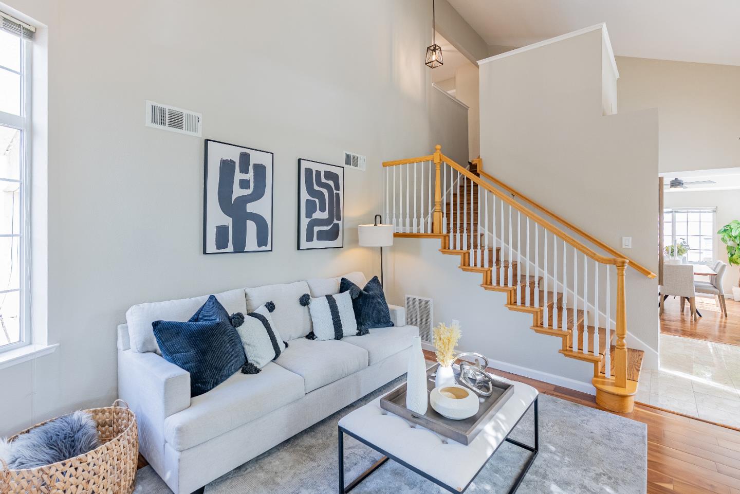 Detail Gallery Image 6 of 36 For 530 Devonshire Ct, Mountain View,  CA 94043 - 3 Beds | 2/1 Baths