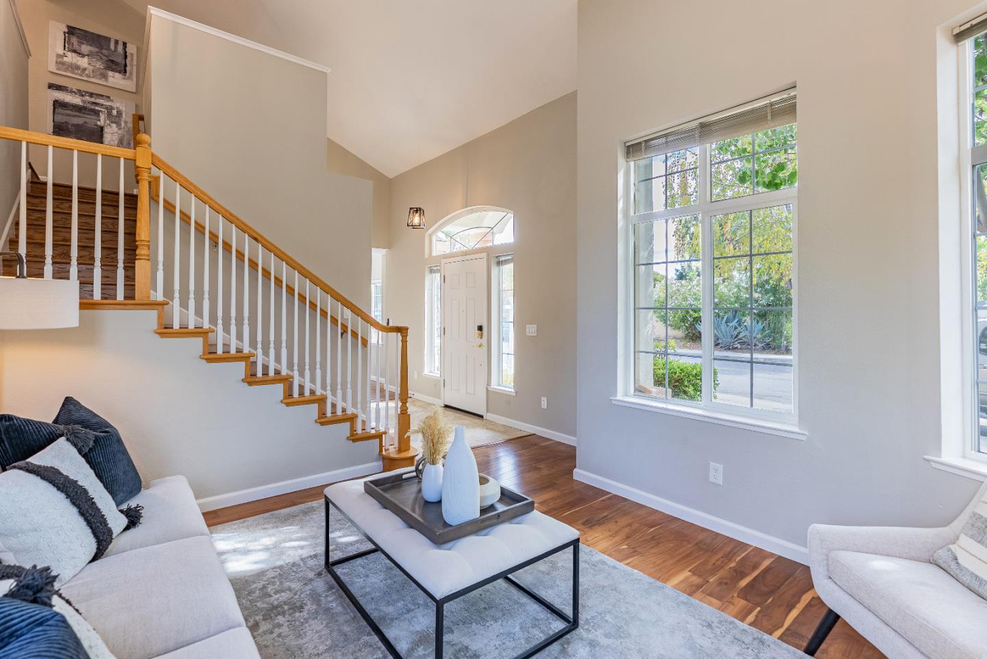 Detail Gallery Image 7 of 36 For 530 Devonshire Ct, Mountain View,  CA 94043 - 3 Beds | 2/1 Baths