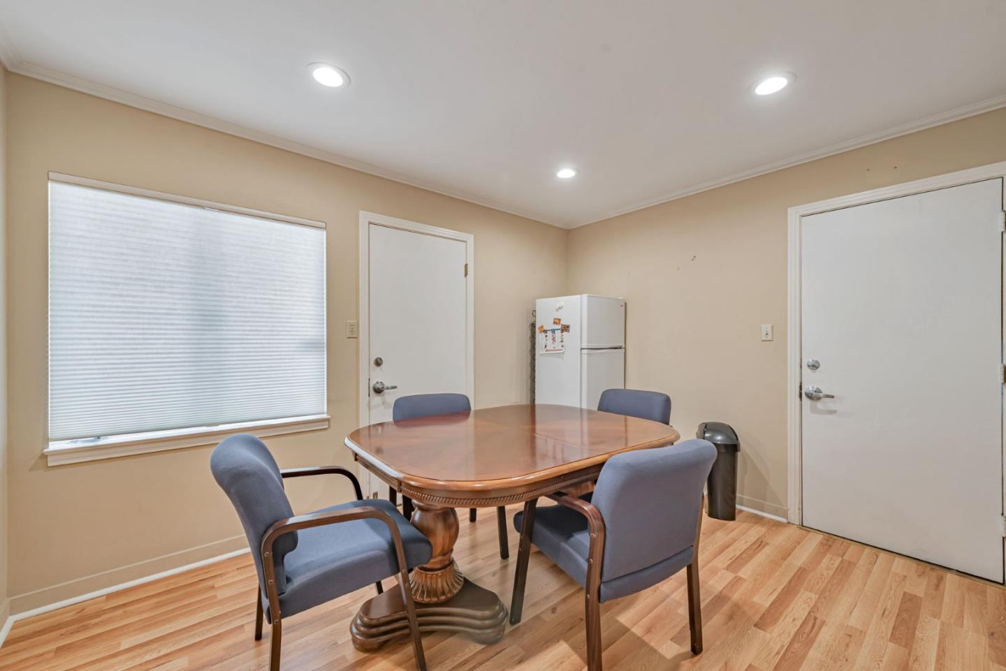 Detail Gallery Image 17 of 48 For 241 S San Antonio Rd, Los Altos,  CA 94022 - – Beds | – Baths