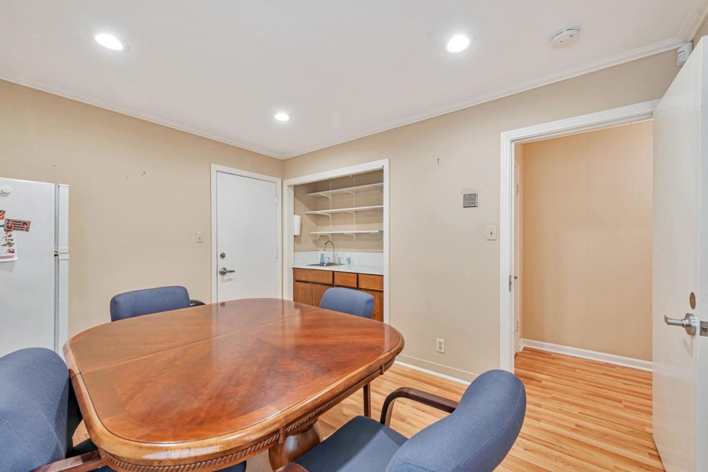 Detail Gallery Image 18 of 48 For 241 S San Antonio Rd, Los Altos,  CA 94022 - – Beds | – Baths