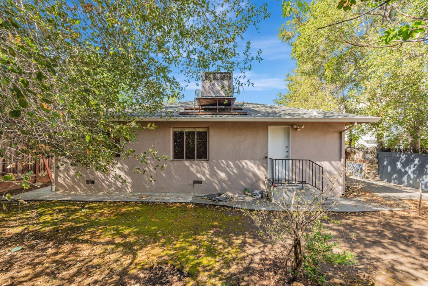 Detail Gallery Image 43 of 48 For 241 S San Antonio Rd, Los Altos,  CA 94022 - – Beds | – Baths