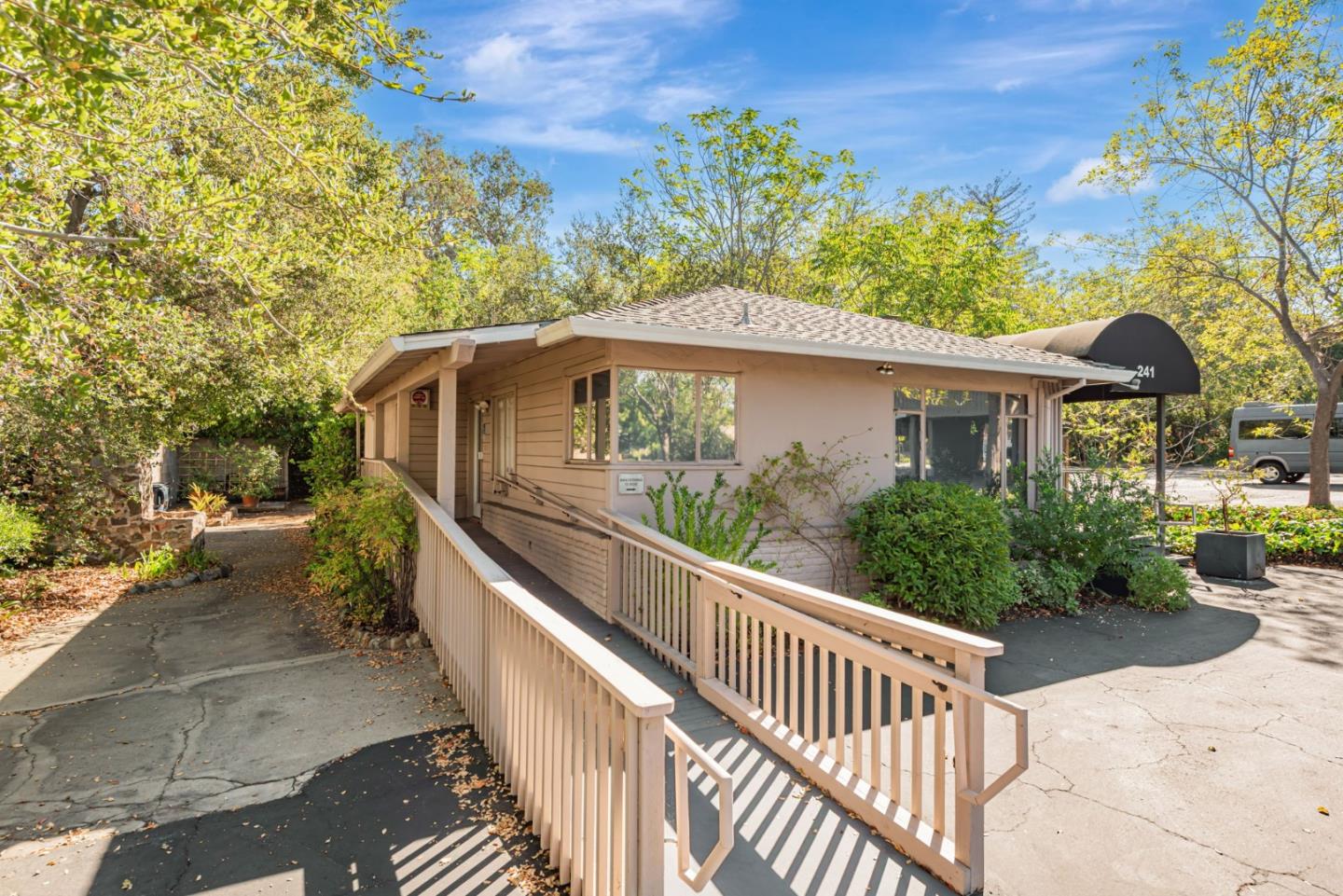 Detail Gallery Image 6 of 48 For 241 S San Antonio Rd, Los Altos,  CA 94022 - – Beds | – Baths