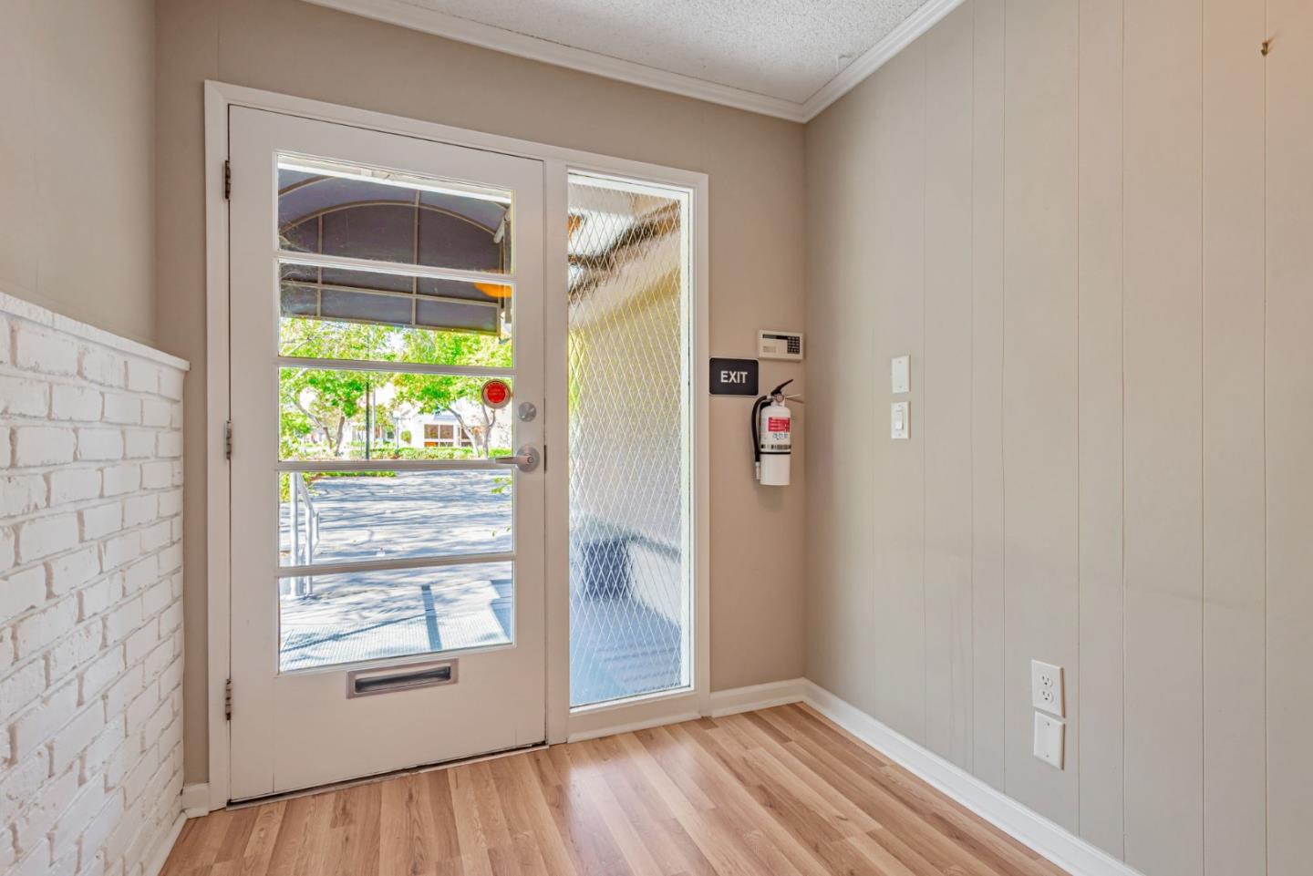 Detail Gallery Image 8 of 48 For 241 S San Antonio Rd, Los Altos,  CA 94022 - – Beds | – Baths