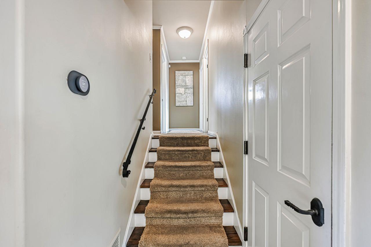 Detail Gallery Image 17 of 41 For 579 Hawthorne Ave, San Bruno,  CA 94066 - 3 Beds | 1/1 Baths
