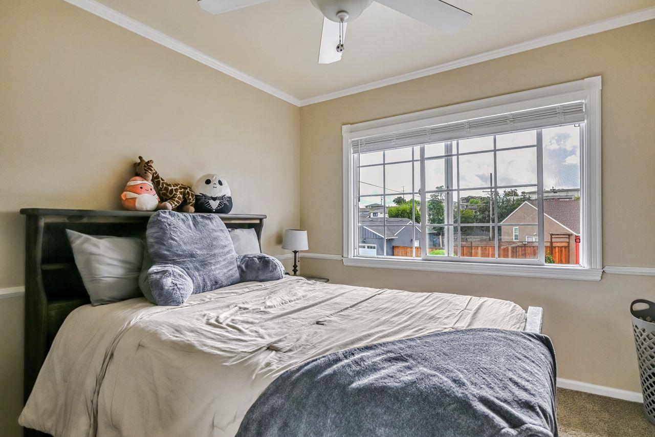 Detail Gallery Image 23 of 41 For 579 Hawthorne Ave, San Bruno,  CA 94066 - 3 Beds | 1/1 Baths