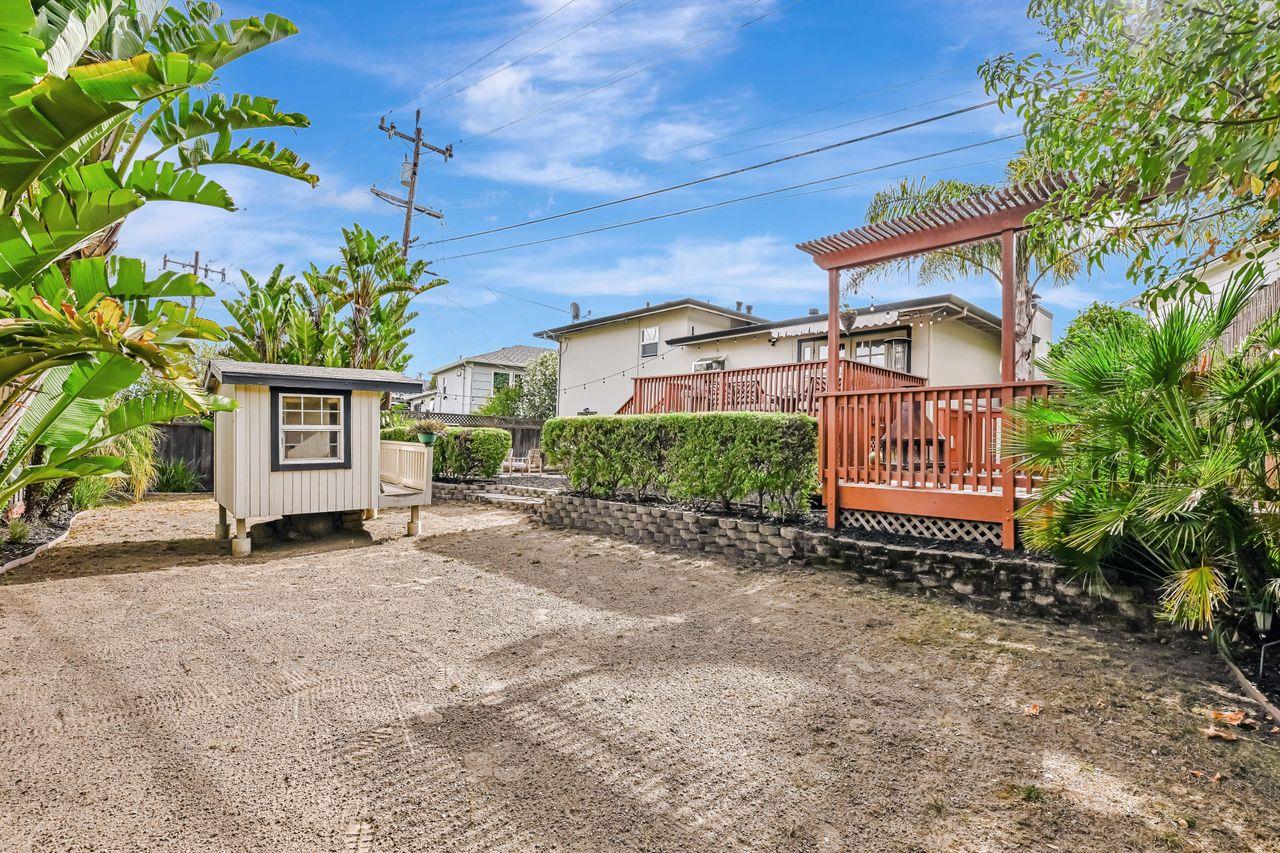 Detail Gallery Image 36 of 41 For 579 Hawthorne Ave, San Bruno,  CA 94066 - 3 Beds | 1/1 Baths