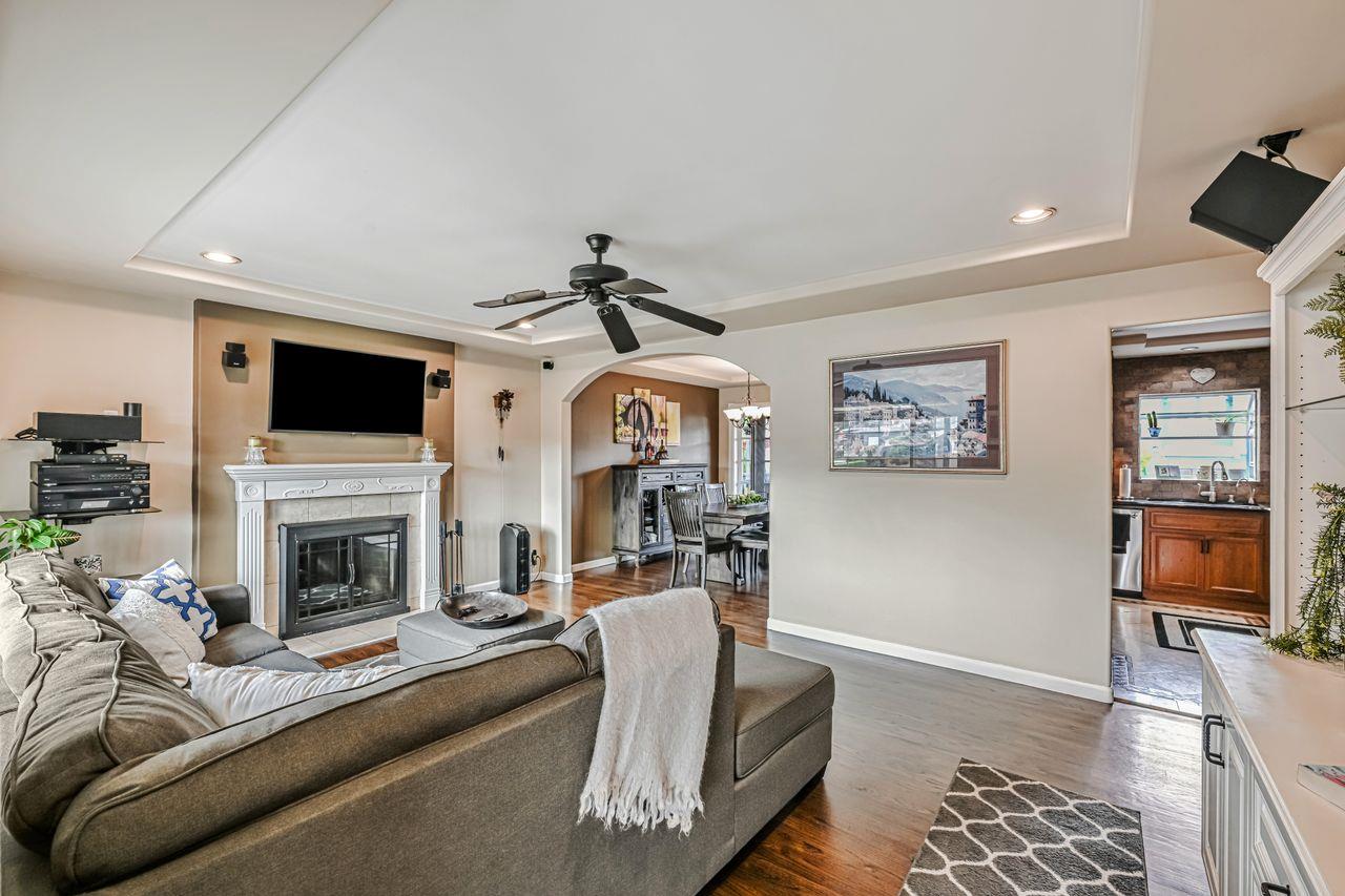 Detail Gallery Image 5 of 41 For 579 Hawthorne Ave, San Bruno,  CA 94066 - 3 Beds | 1/1 Baths