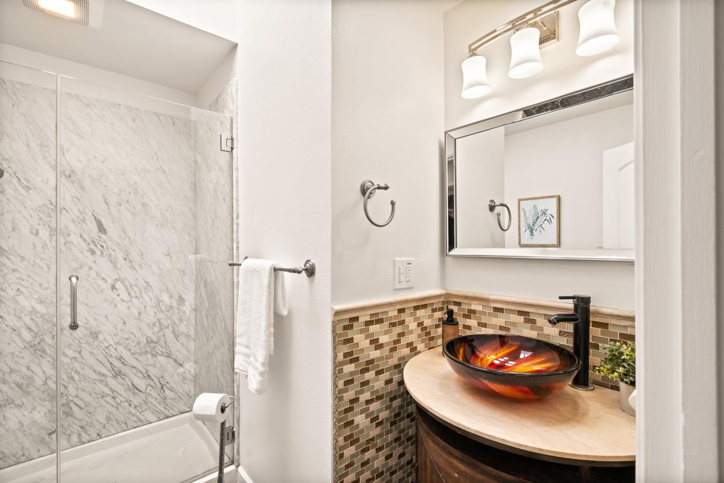 Detail Gallery Image 10 of 36 For 615 Florence St, Daly City,  CA 94014 - 2 Beds | 1 Baths