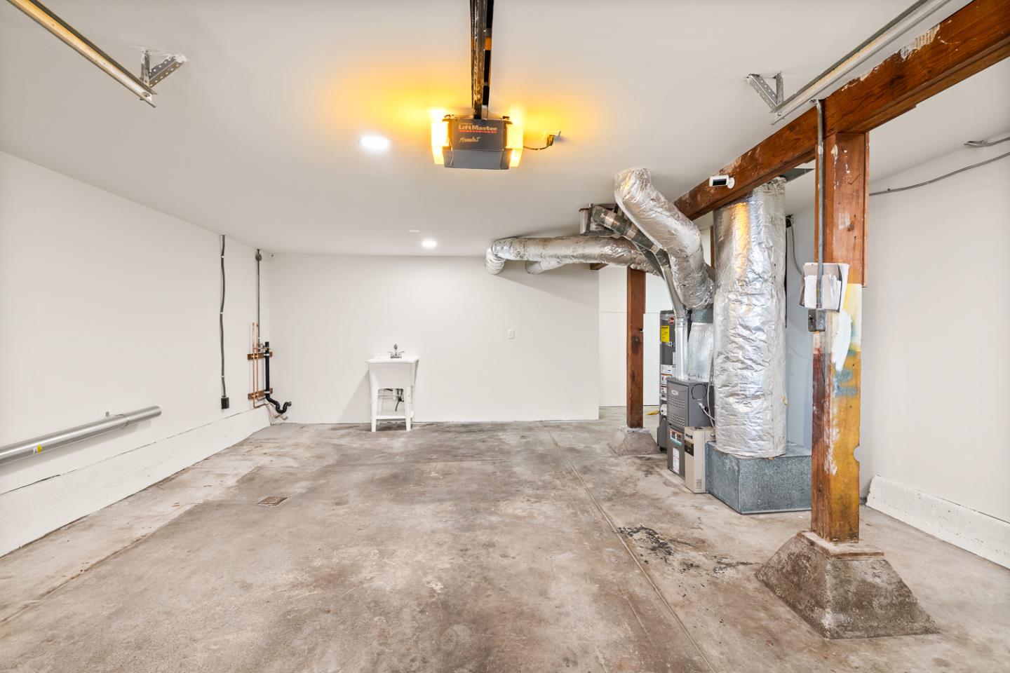 Detail Gallery Image 30 of 36 For 615 Florence St, Daly City,  CA 94014 - 2 Beds | 1 Baths