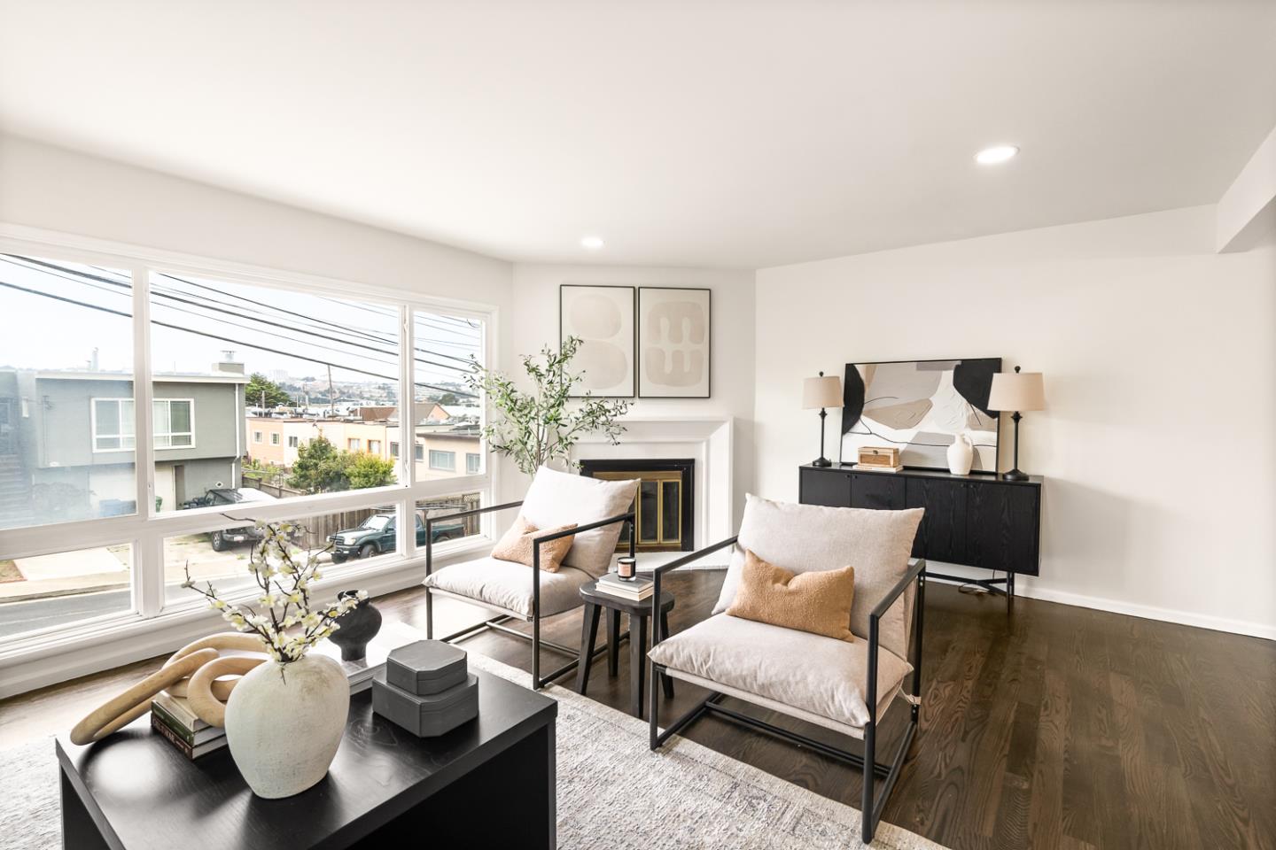 Detail Gallery Image 4 of 36 For 615 Florence St, Daly City,  CA 94014 - 2 Beds | 1 Baths