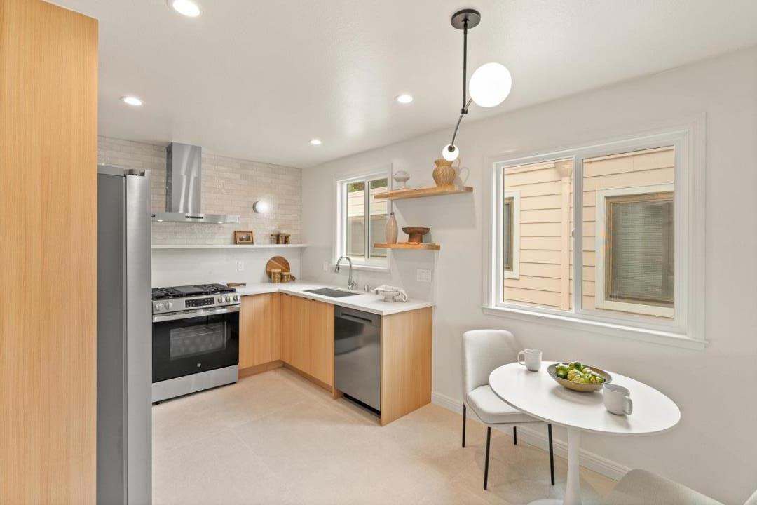 Detail Gallery Image 13 of 46 For 130 Morton Dr, Daly City,  CA 94015 - 3 Beds | 2 Baths