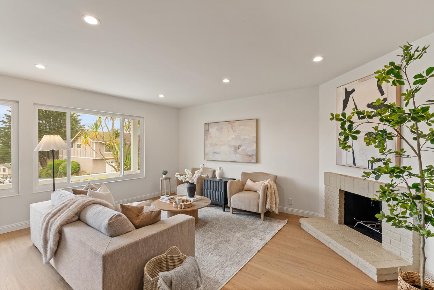 Detail Gallery Image 4 of 46 For 130 Morton Dr, Daly City,  CA 94015 - 3 Beds | 2 Baths