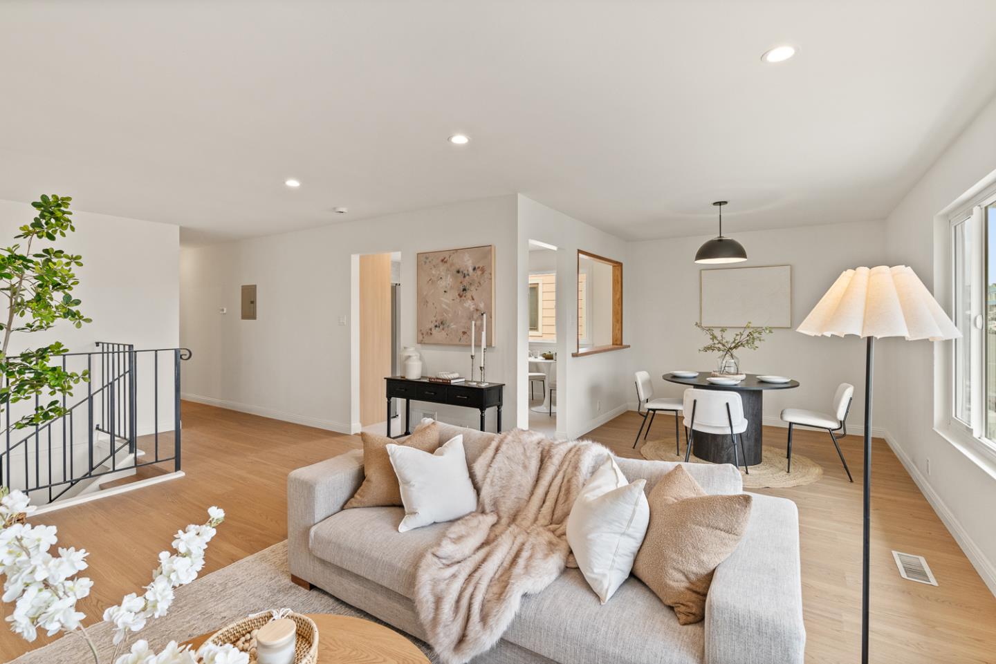 Detail Gallery Image 6 of 46 For 130 Morton Dr, Daly City,  CA 94015 - 3 Beds | 2 Baths