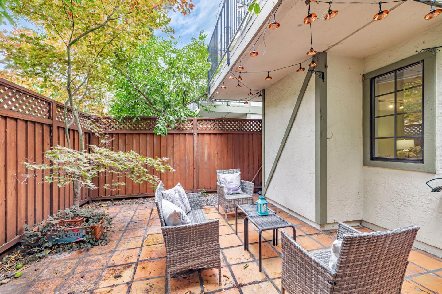 Detail Gallery Image 35 of 38 For 175 Evandale Ave #2,  Mountain View,  CA 94043 - 2 Beds | 2/1 Baths