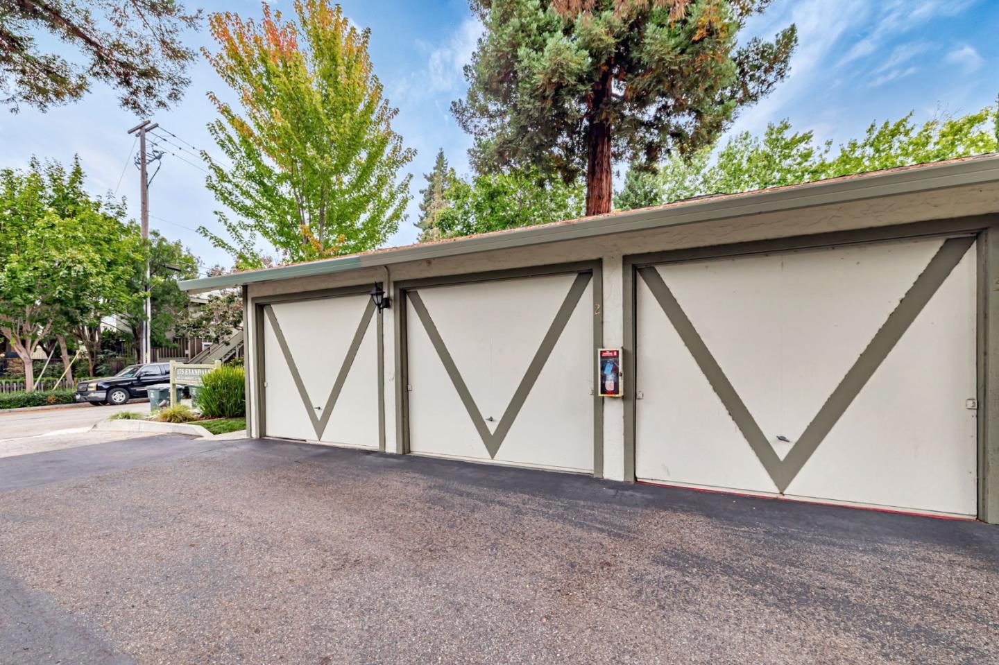 Detail Gallery Image 38 of 38 For 175 Evandale Ave #2,  Mountain View,  CA 94043 - 2 Beds | 2/1 Baths