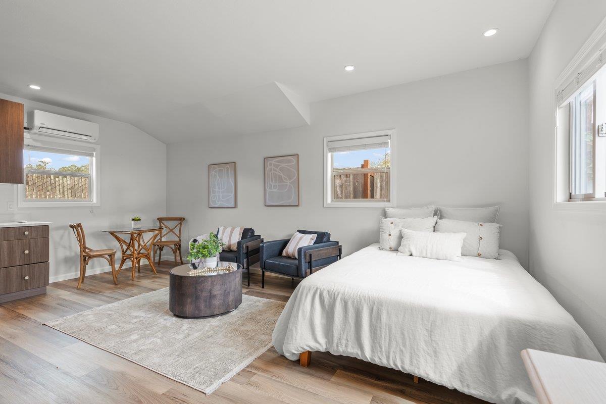 Detail Gallery Image 4 of 51 For 1568 Mizzen Ln, Half Moon Bay,  CA 94019 - 4 Beds | 3 Baths