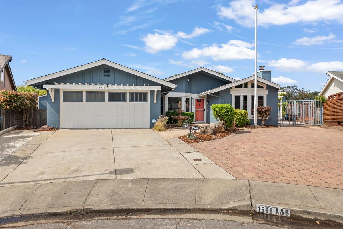 Detail Gallery Image 8 of 51 For 1568 Mizzen Ln, Half Moon Bay,  CA 94019 - 4 Beds | 3 Baths