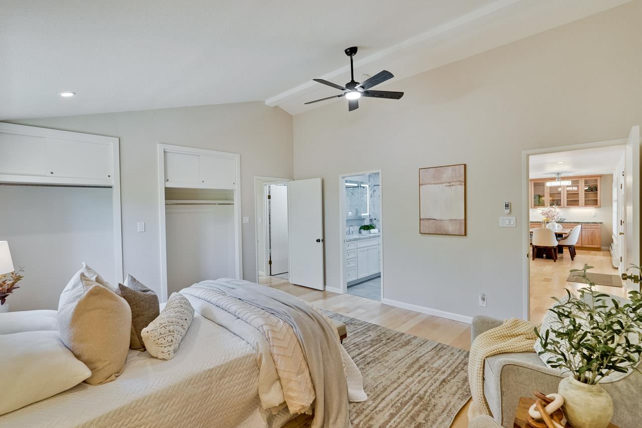 Detail Gallery Image 32 of 95 For 1590 Vineyard Dr, Los Altos,  CA 94024 - 5 Beds | 3 Baths