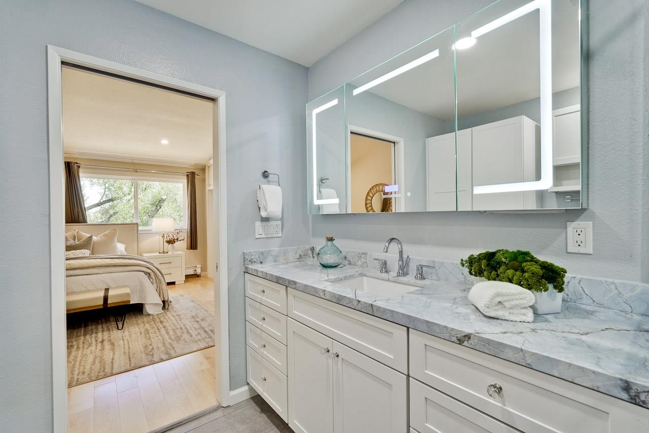 Detail Gallery Image 37 of 95 For 1590 Vineyard Dr, Los Altos,  CA 94024 - 5 Beds | 3 Baths