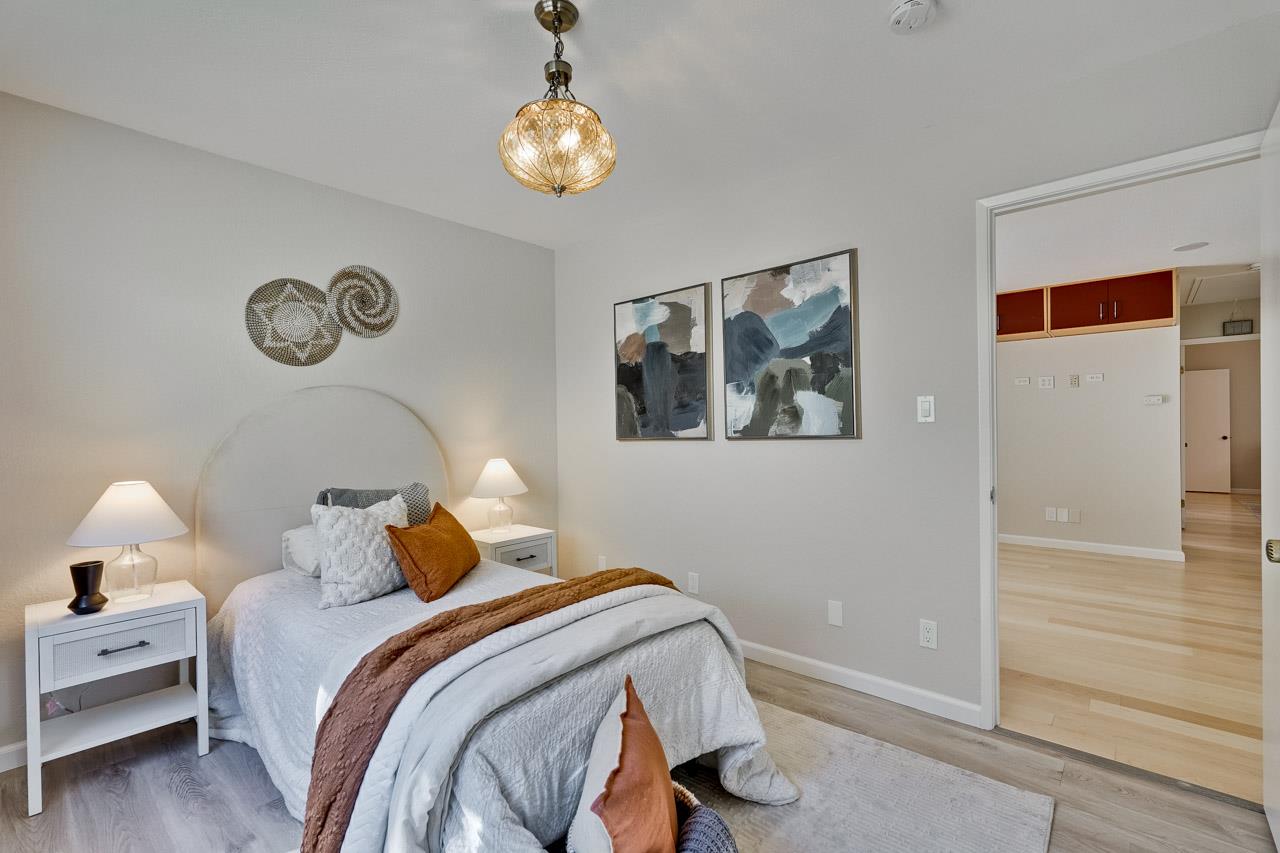 Detail Gallery Image 45 of 95 For 1590 Vineyard Dr, Los Altos,  CA 94024 - 5 Beds | 3 Baths