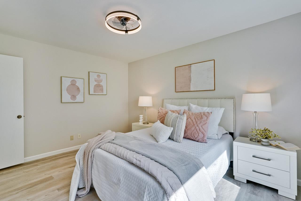 Detail Gallery Image 52 of 95 For 1590 Vineyard Dr, Los Altos,  CA 94024 - 5 Beds | 3 Baths