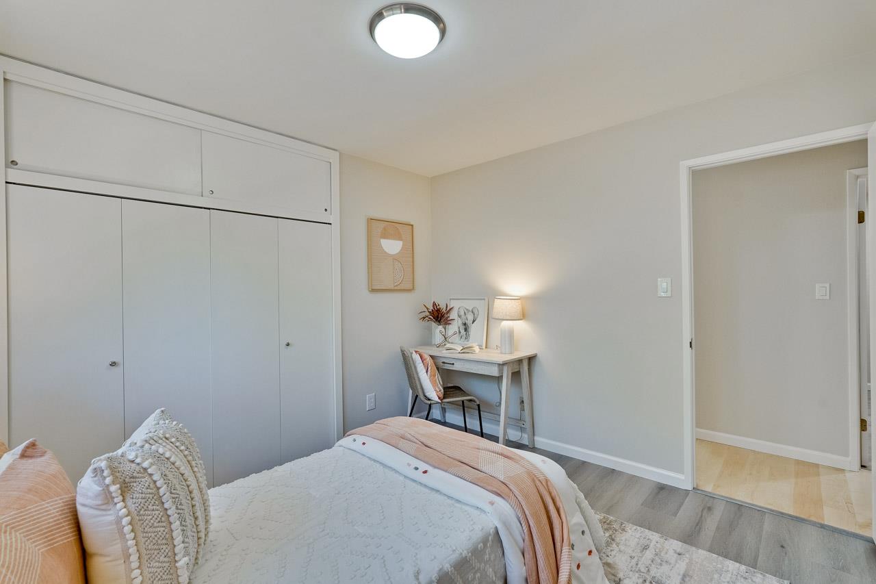 Detail Gallery Image 56 of 95 For 1590 Vineyard Dr, Los Altos,  CA 94024 - 5 Beds | 3 Baths