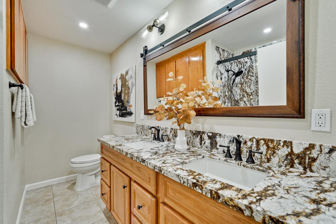 Detail Gallery Image 61 of 95 For 1590 Vineyard Dr, Los Altos,  CA 94024 - 5 Beds | 3 Baths