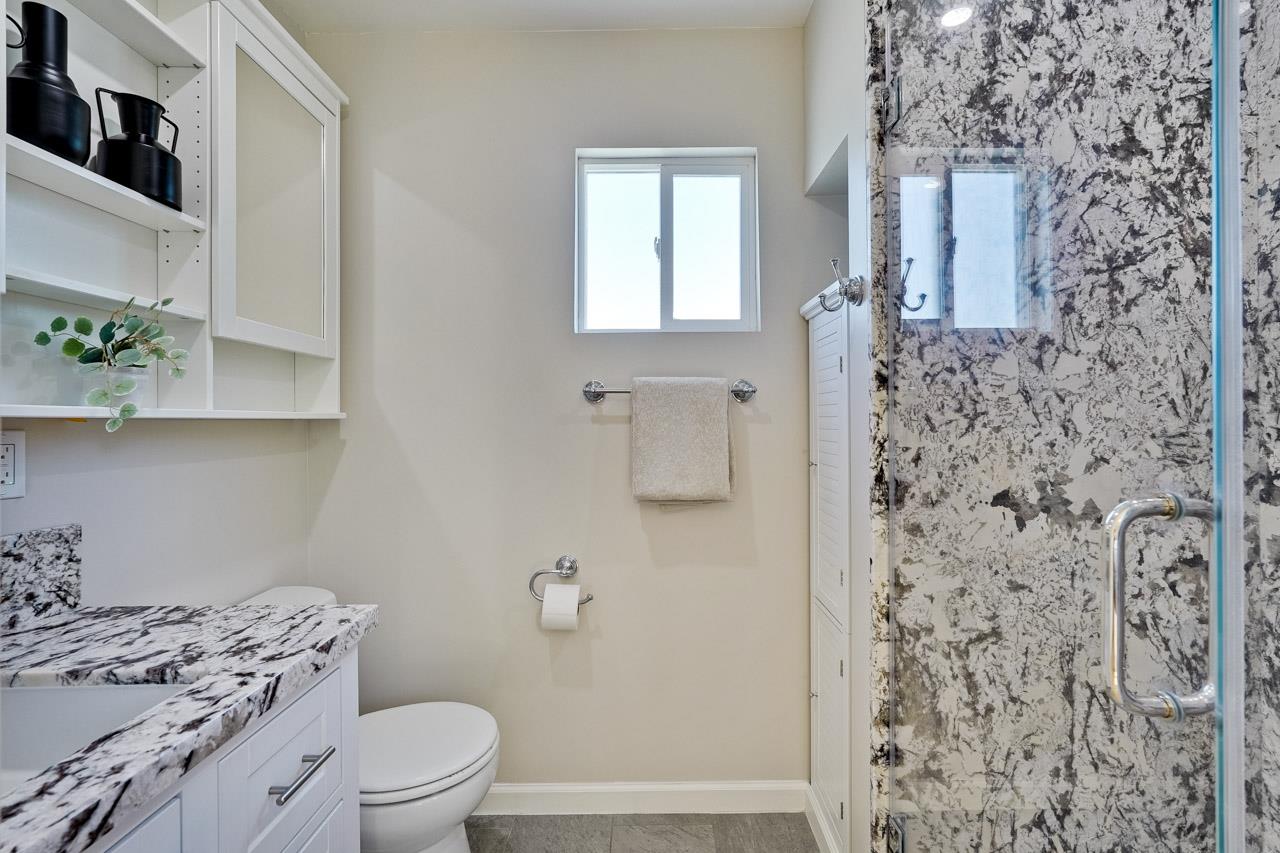 Detail Gallery Image 80 of 95 For 1590 Vineyard Dr, Los Altos,  CA 94024 - 5 Beds | 3 Baths