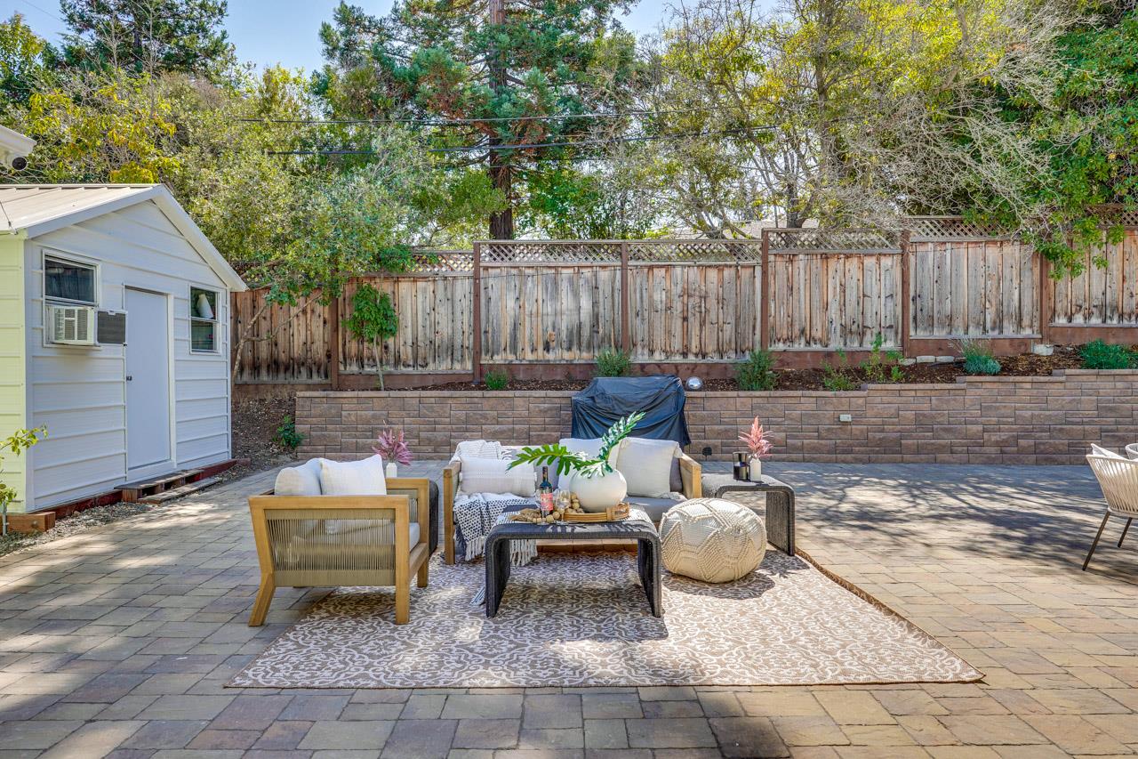 Detail Gallery Image 86 of 95 For 1590 Vineyard Dr, Los Altos,  CA 94024 - 5 Beds | 3 Baths