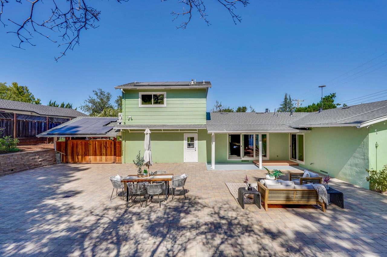 Detail Gallery Image 88 of 95 For 1590 Vineyard Dr, Los Altos,  CA 94024 - 5 Beds | 3 Baths