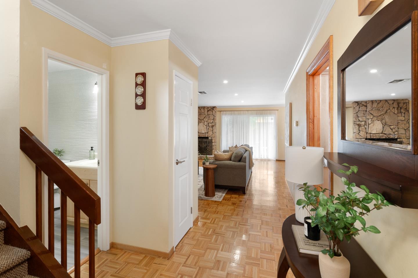 Detail Gallery Image 3 of 31 For 2679 Sean Ct, South San Francisco,  CA 94080 - 3 Beds | 2/1 Baths