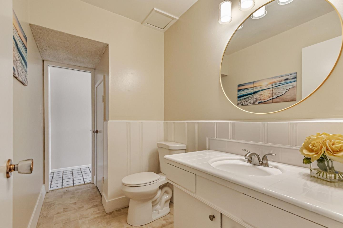 Detail Gallery Image 17 of 33 For 1831 Frobisher Way, San Jose,  CA 95124 - 5 Beds | 2/1 Baths