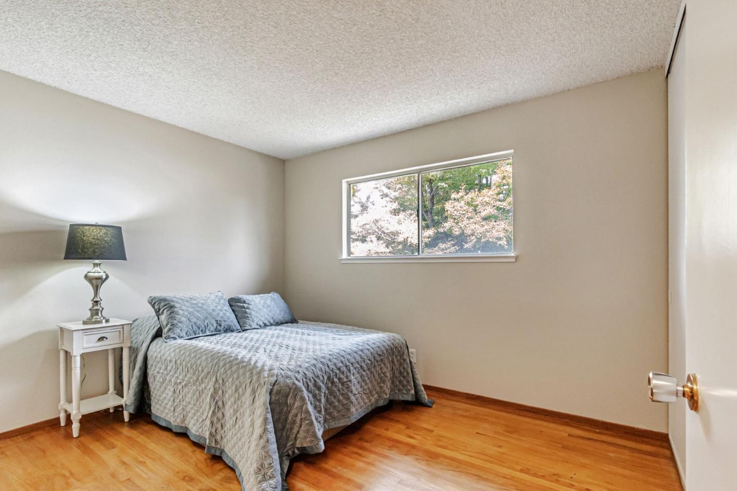 Detail Gallery Image 20 of 33 For 1831 Frobisher Way, San Jose,  CA 95124 - 5 Beds | 2/1 Baths