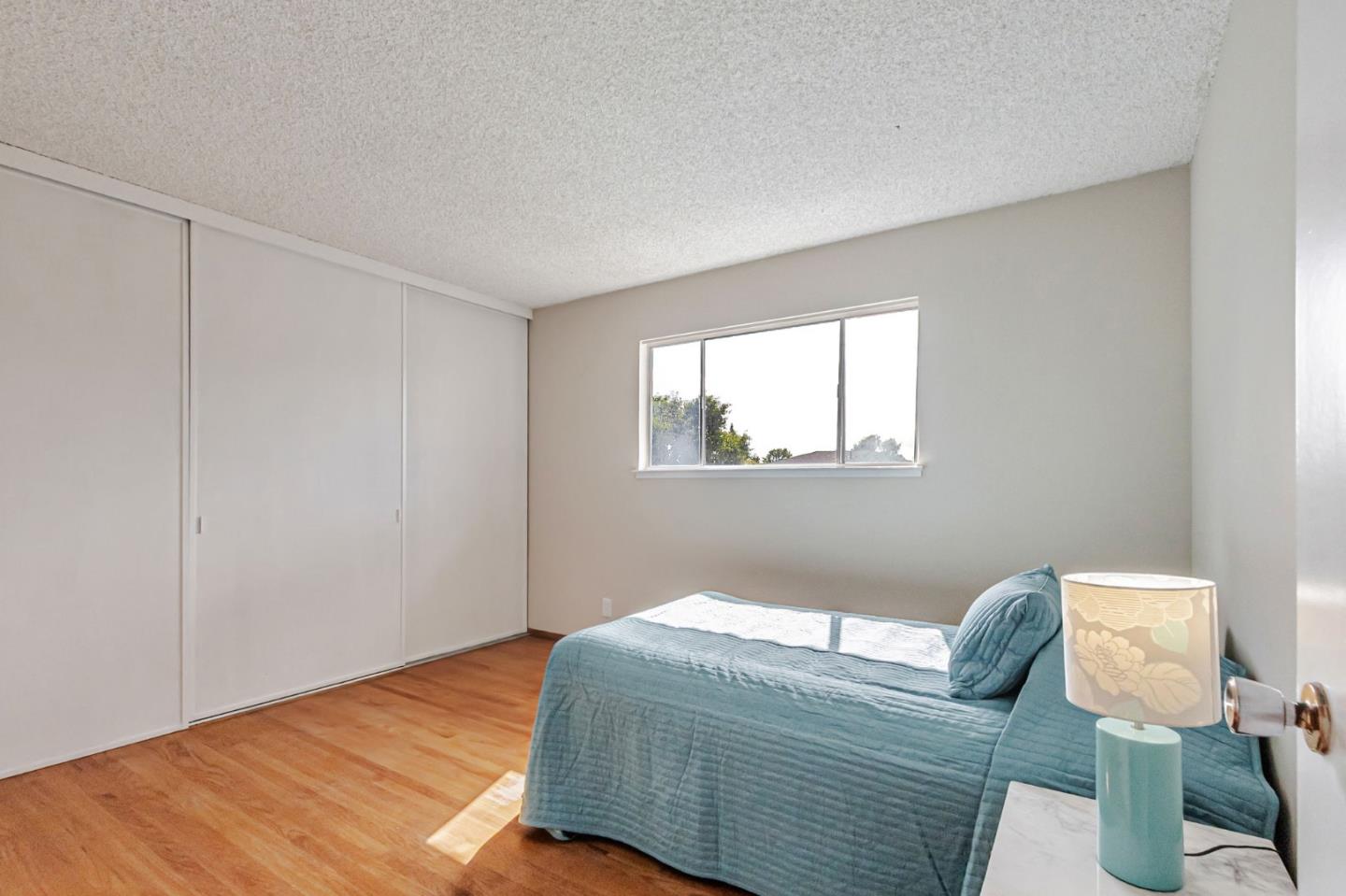 Detail Gallery Image 23 of 33 For 1831 Frobisher Way, San Jose,  CA 95124 - 5 Beds | 2/1 Baths