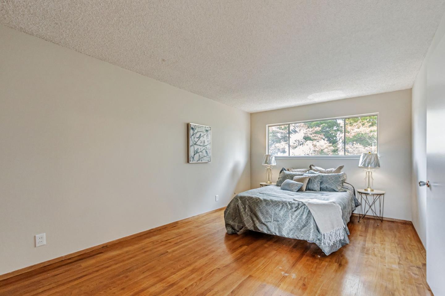 Detail Gallery Image 26 of 33 For 1831 Frobisher Way, San Jose,  CA 95124 - 5 Beds | 2/1 Baths