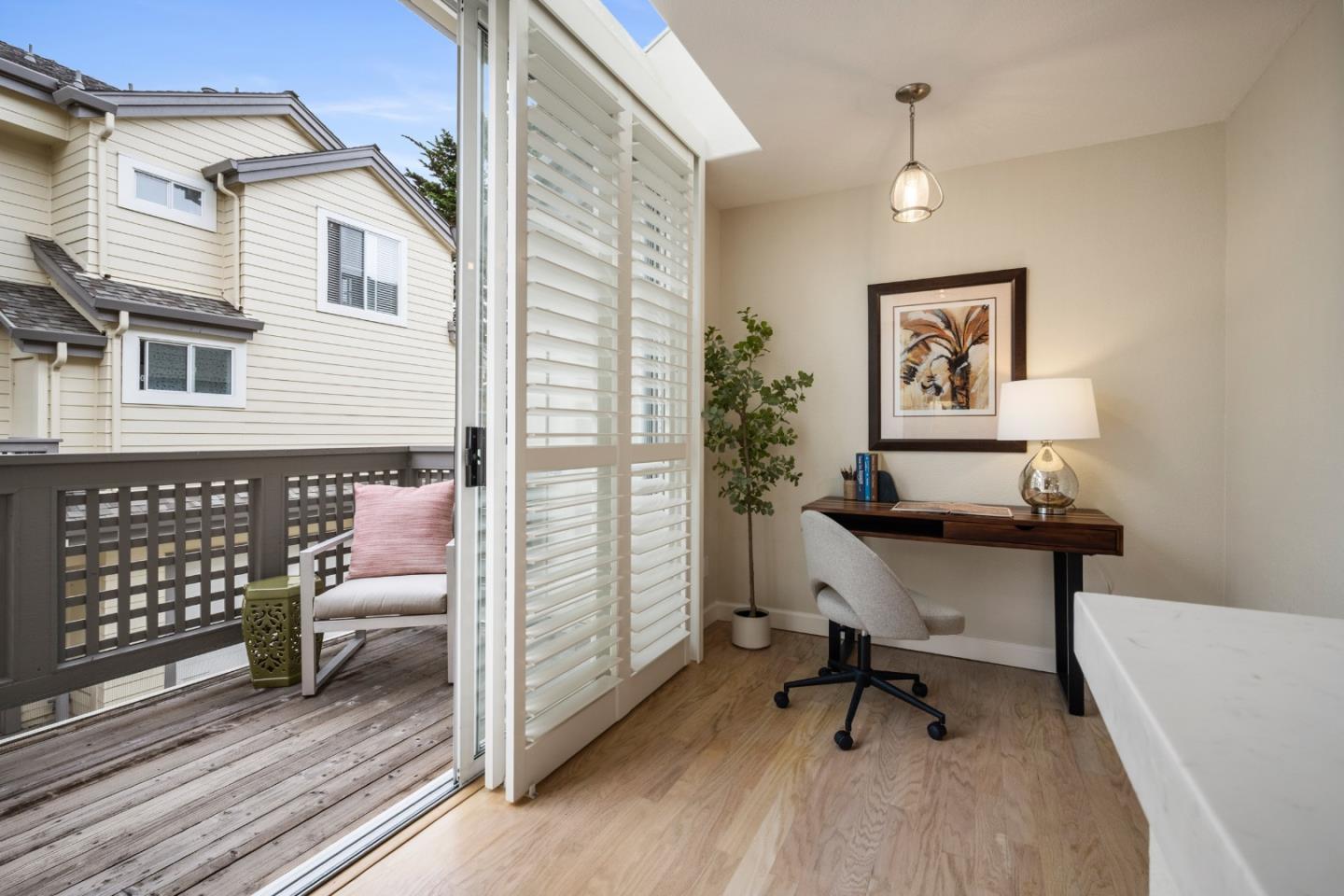 Detail Gallery Image 19 of 38 For 27 Patrick Way, Half Moon Bay,  CA 94019 - 2 Beds | 2/1 Baths