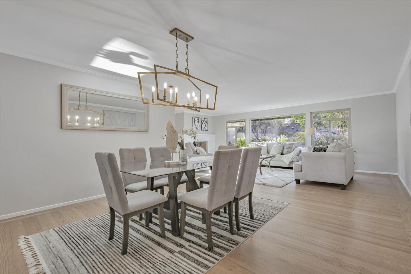 Detail Gallery Image 20 of 22 For 630 Darrell Rd, Hillsborough,  CA 94010 - 3 Beds | 2/1 Baths