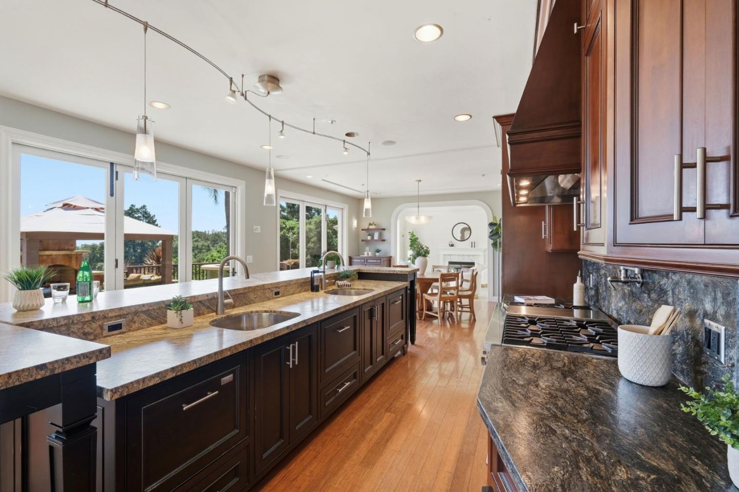 Detail Gallery Image 18 of 67 For 380 Mockingbird Ridge Rd, Watsonville,  CA 95076 - 4 Beds | 3/1 Baths