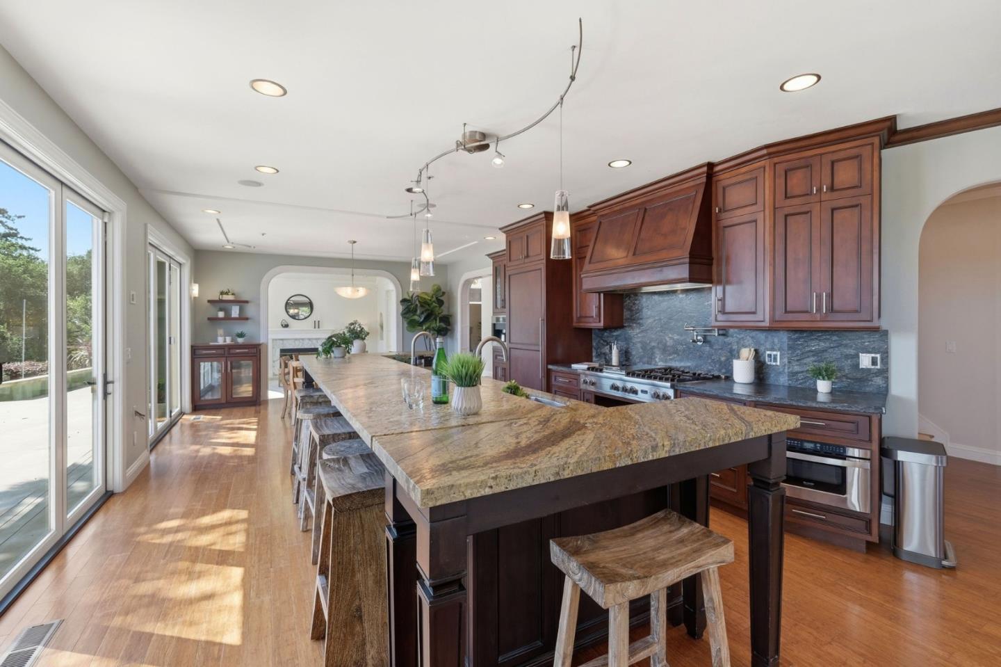 Detail Gallery Image 19 of 67 For 380 Mockingbird Ridge Rd, Watsonville,  CA 95076 - 4 Beds | 3/1 Baths