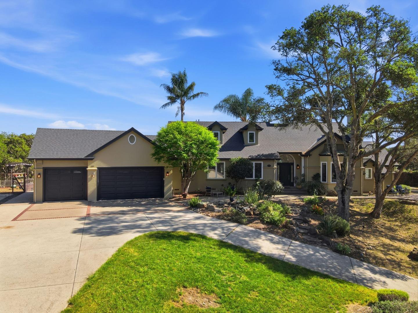 Detail Gallery Image 2 of 67 For 380 Mockingbird Ridge Rd, Watsonville,  CA 95076 - 4 Beds | 3/1 Baths