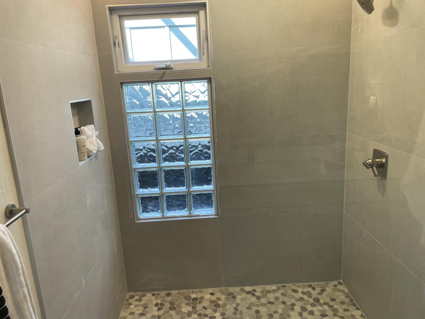 Detail Gallery Image 10 of 14 For 4065 Keith Dr, Campbell,  CA 95008 - 4 Beds | 2 Baths