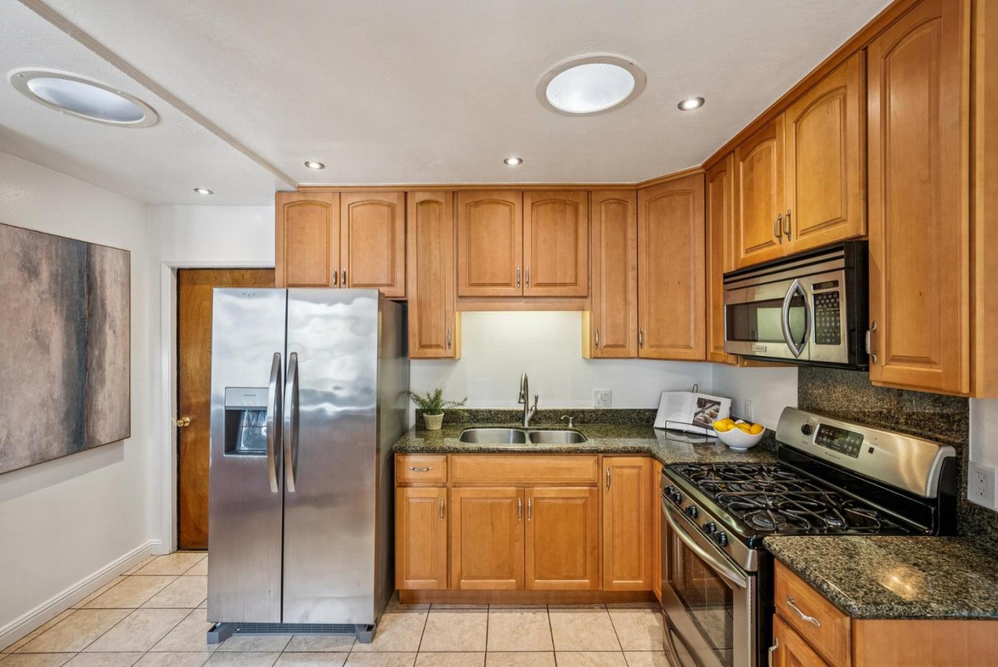 Detail Gallery Image 11 of 28 For 69 Atlantic Ave, San Bruno,  CA 94066 - 3 Beds | 1 Baths