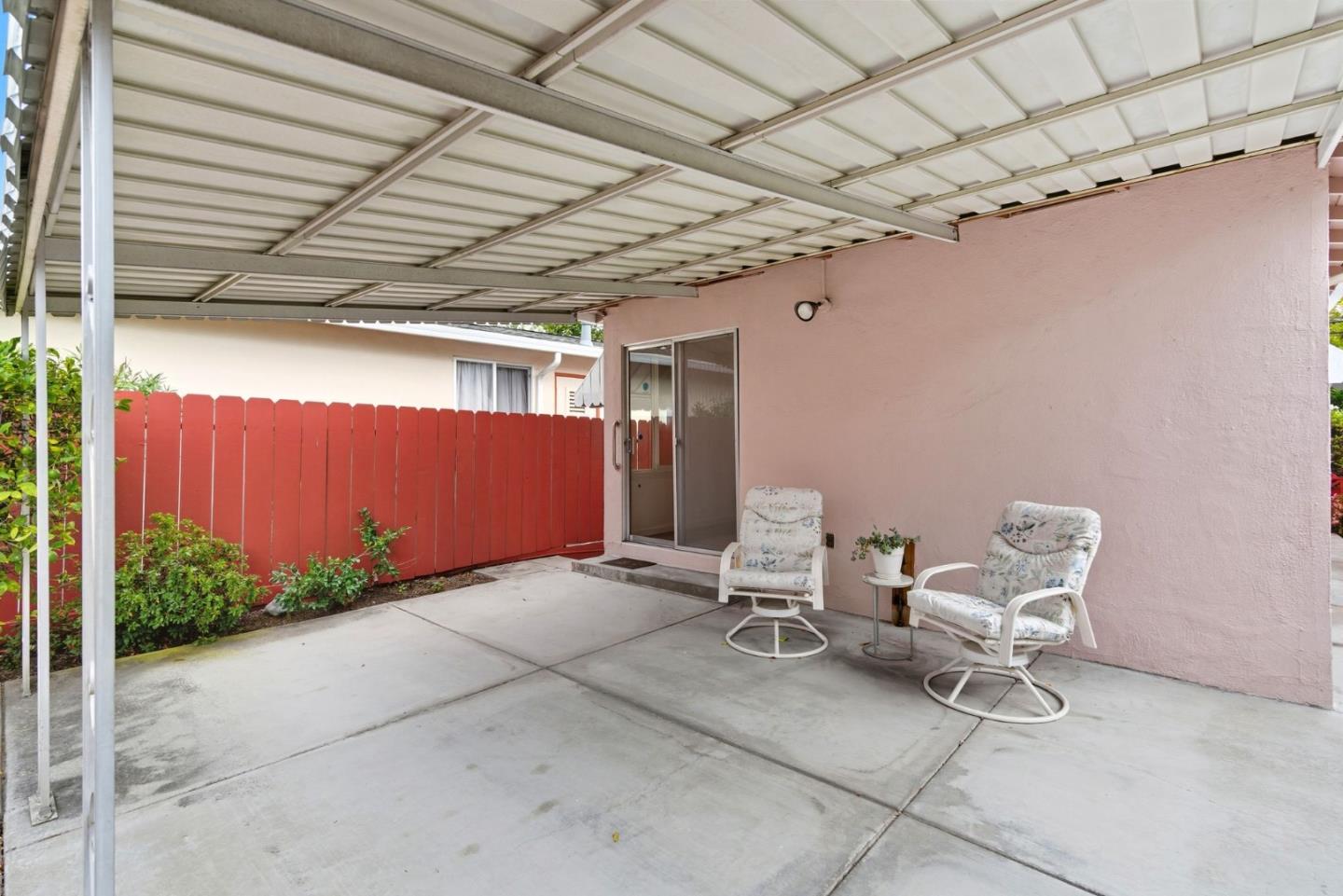 Detail Gallery Image 21 of 31 For 624 Sapphire St, Redwood City,  CA 94061 - 2 Beds | 1 Baths