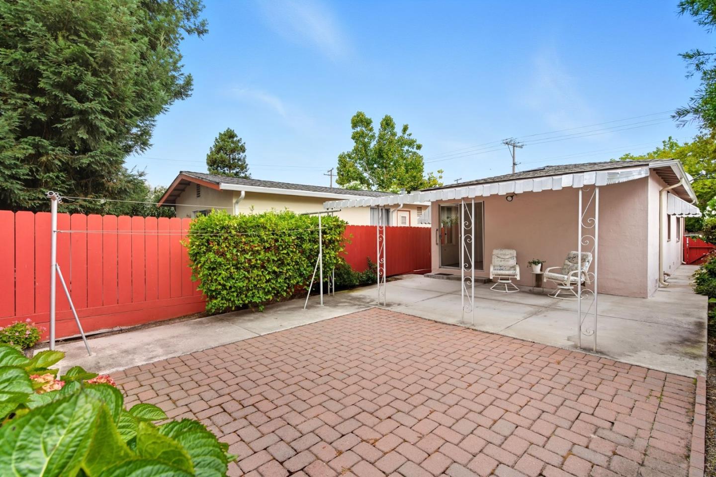 Detail Gallery Image 22 of 31 For 624 Sapphire St, Redwood City,  CA 94061 - 2 Beds | 1 Baths