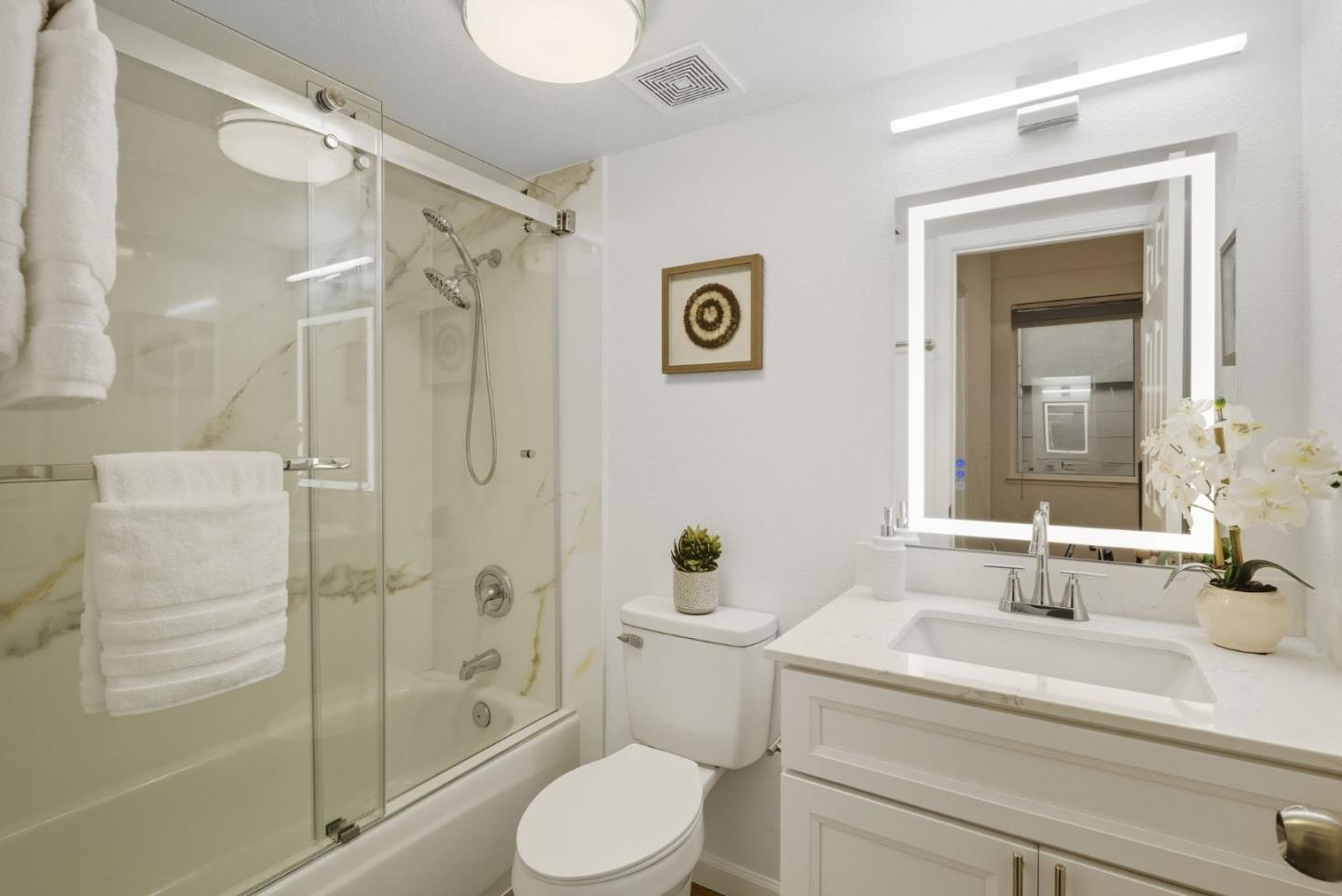 Detail Gallery Image 19 of 32 For 121 Northcrest Dr, South San Francisco,  CA 94080 - 3 Beds | 2/1 Baths